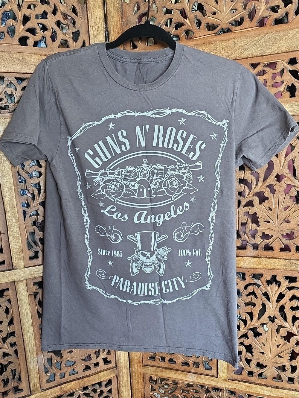 Women's Short Sleeve Graphic Tee in Gray